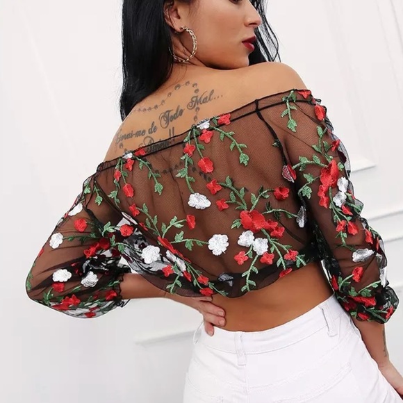 Sheer Floral Off the Shoulder Blouse - Picture 4 of 5